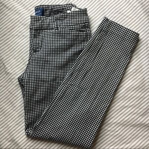 OLD NAVY PIXIE MIDRISE GINGHAM ANKLE PANTS